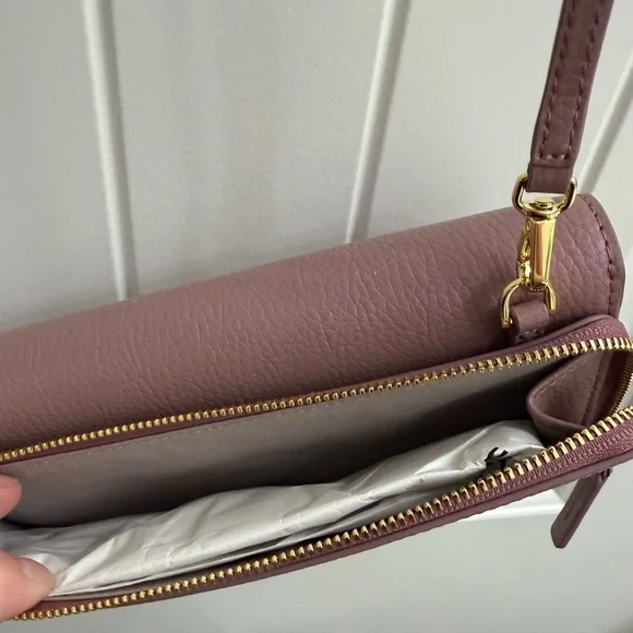 New with Box/Bag TUMI Pearl Pink Leather Crossbody Wallet - Picture 6 of 10